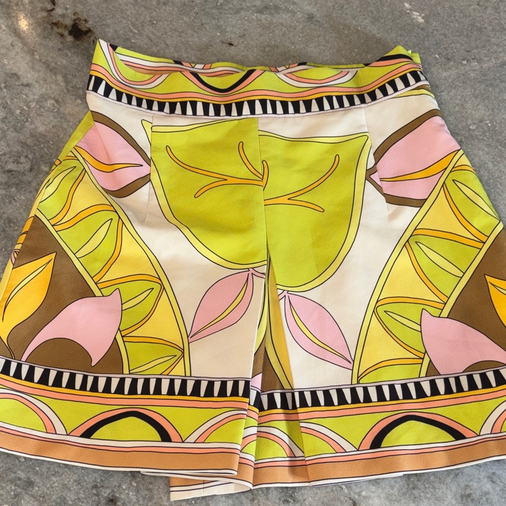 Zara High-Waisted Retro Floral Geometric Print Skort-  Small